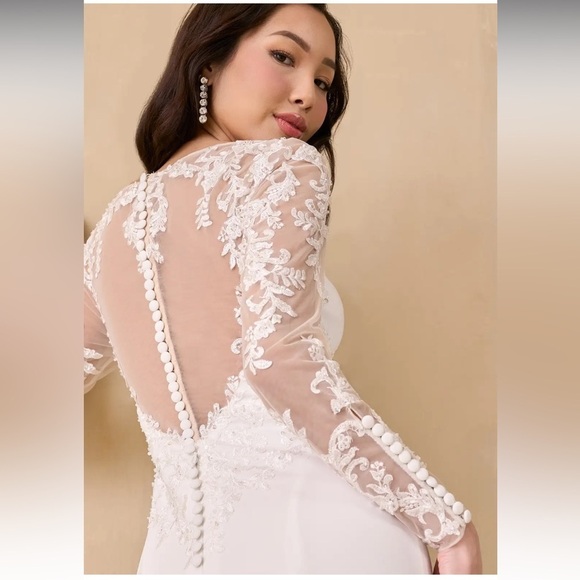 Azazie MISTIE Diamond White Mermaid V-Neck Sequins Crepe wedding Dress - Picture 6 of 12